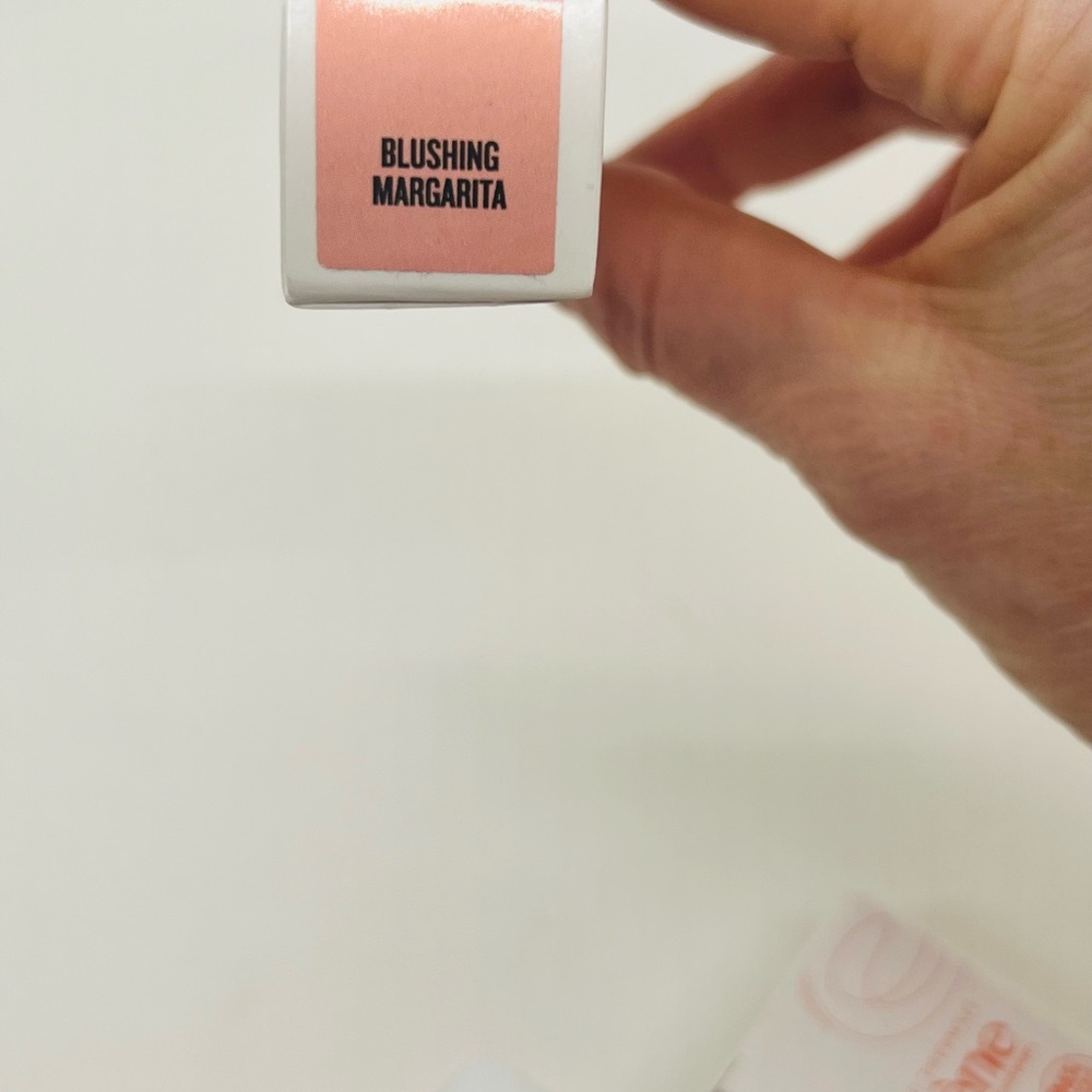 NWT buxom Full-On Plumping Lip Cream in Blushing Margarita - Picture 12 of 12